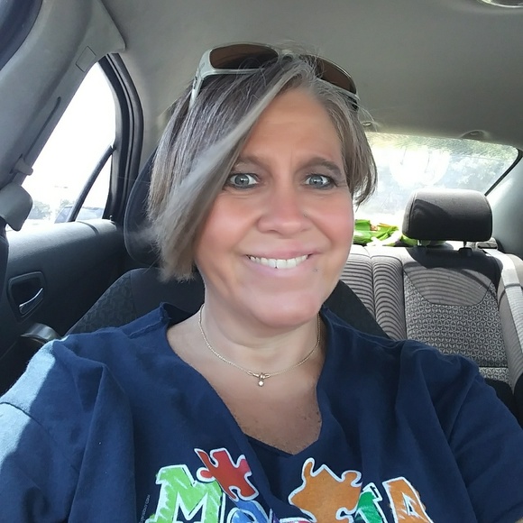 Meet your Posher, D'ayn - Picture 6 of 8